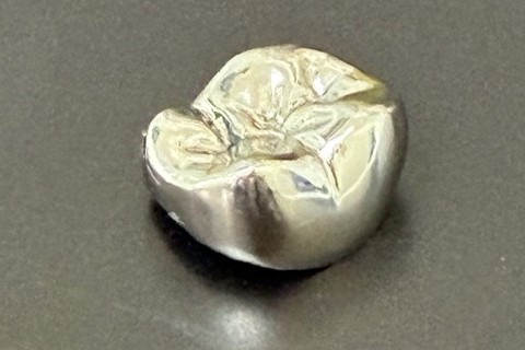 チタンクラウンの特徴